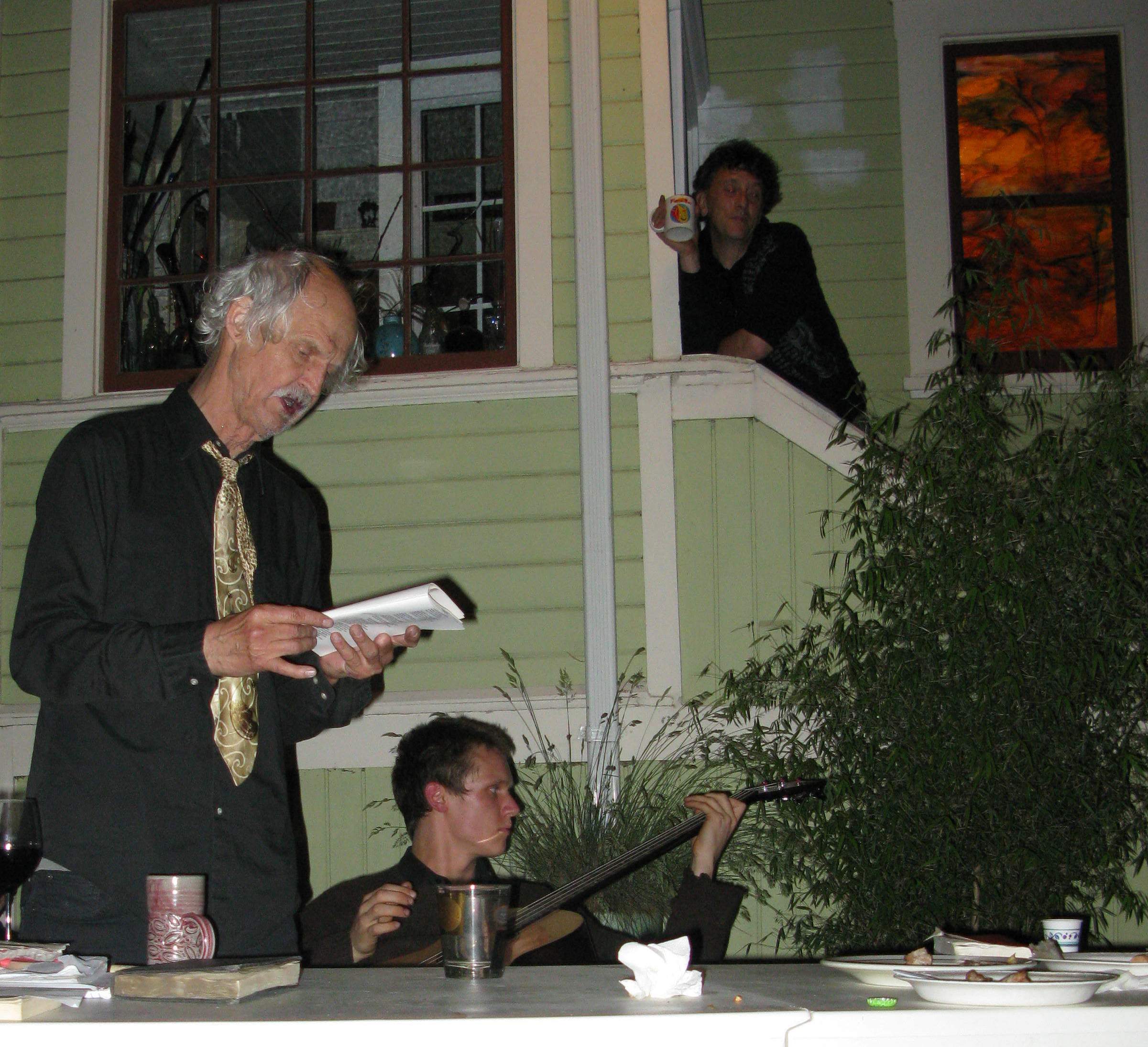 Walt reads the Red Ambler poems, accompanied by Dylan